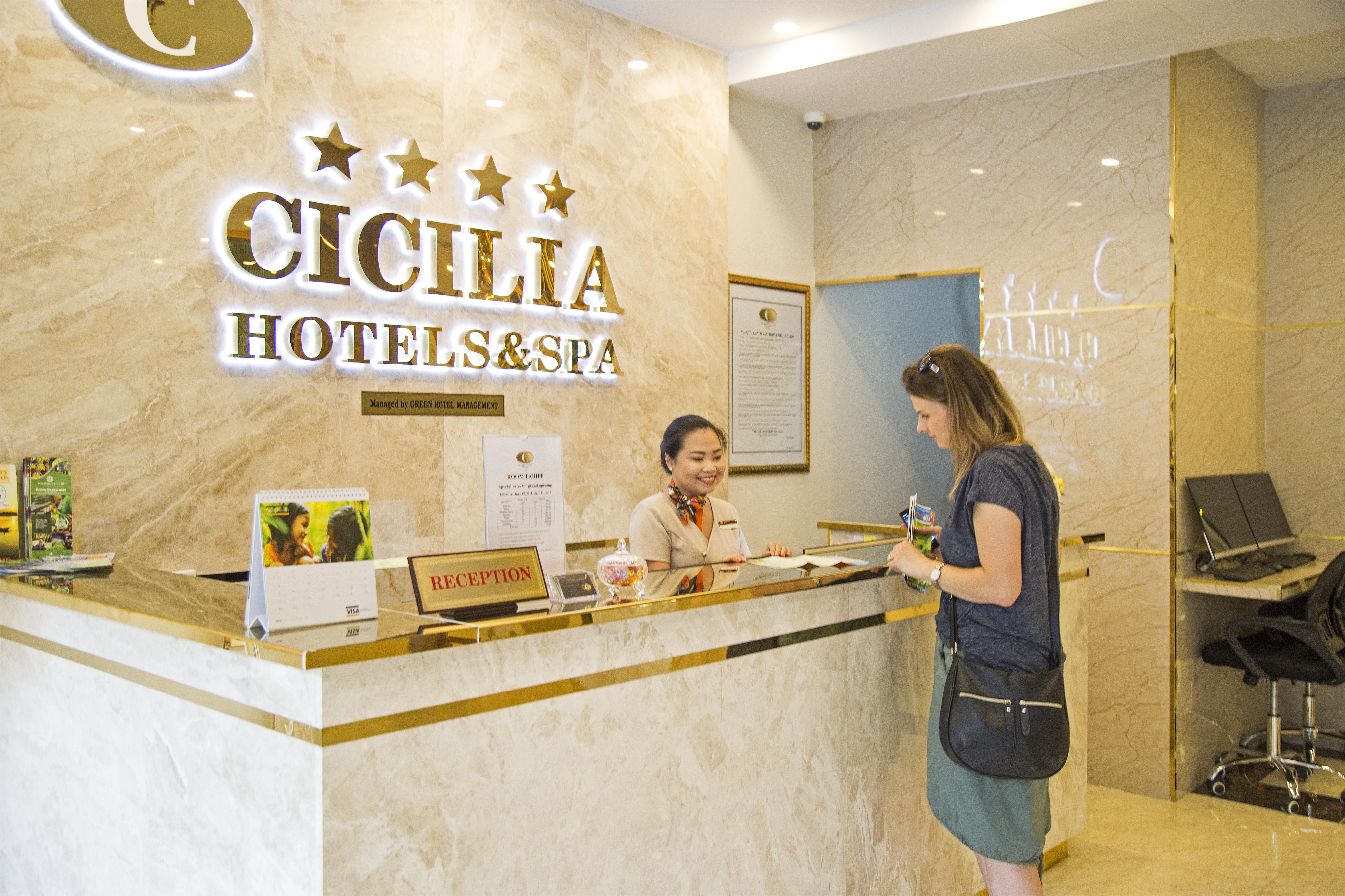 Cicilia City Hotel Saigon Center Хошимин Экстерьер фото