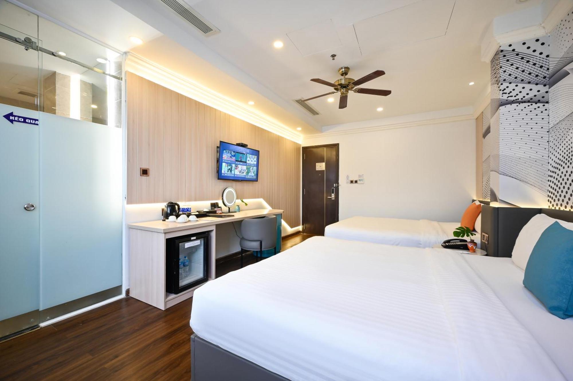 Cicilia City Hotel Saigon Center Хошимин Экстерьер фото