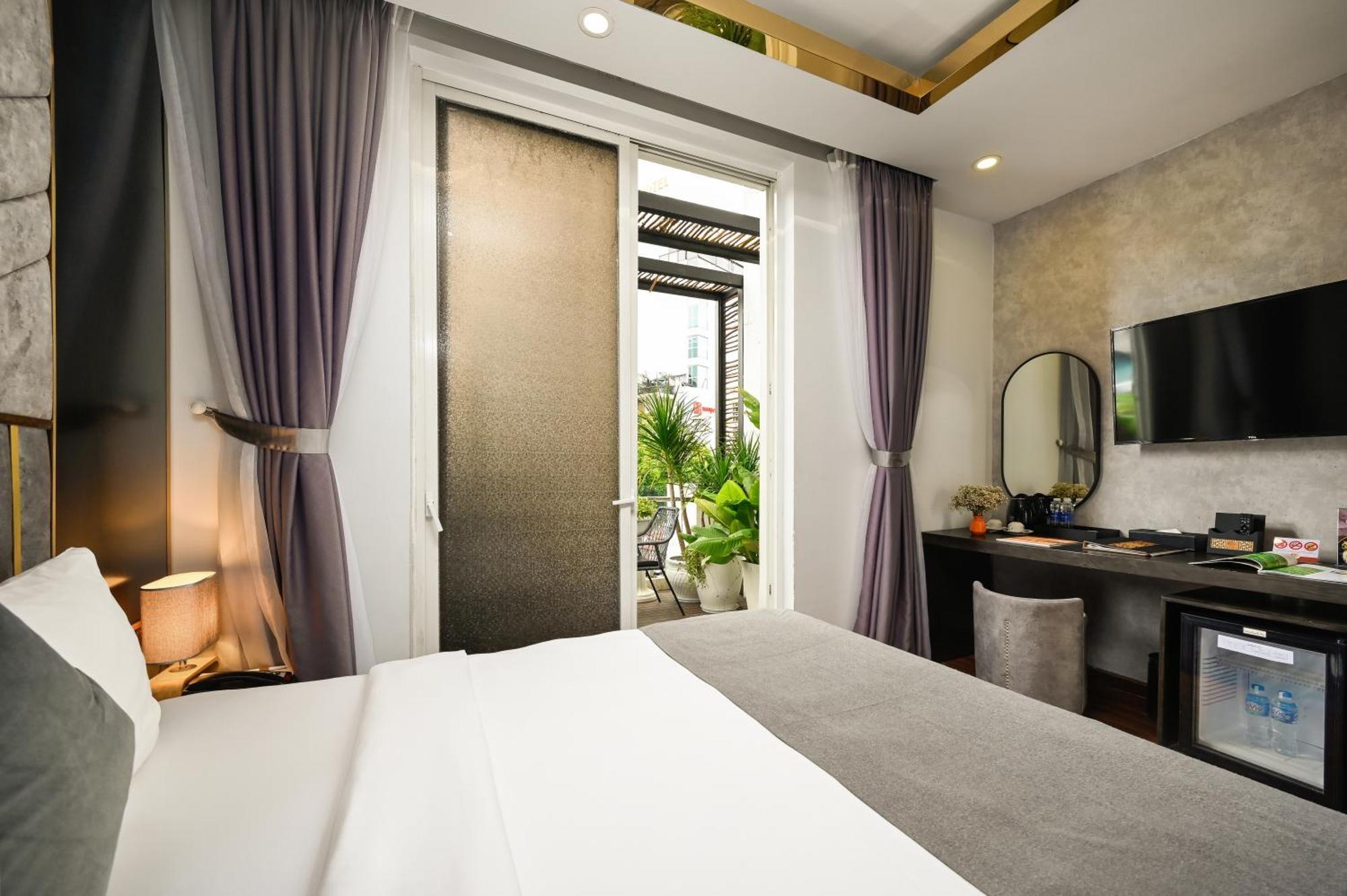 Cicilia City Hotel Saigon Center Хошимин Экстерьер фото