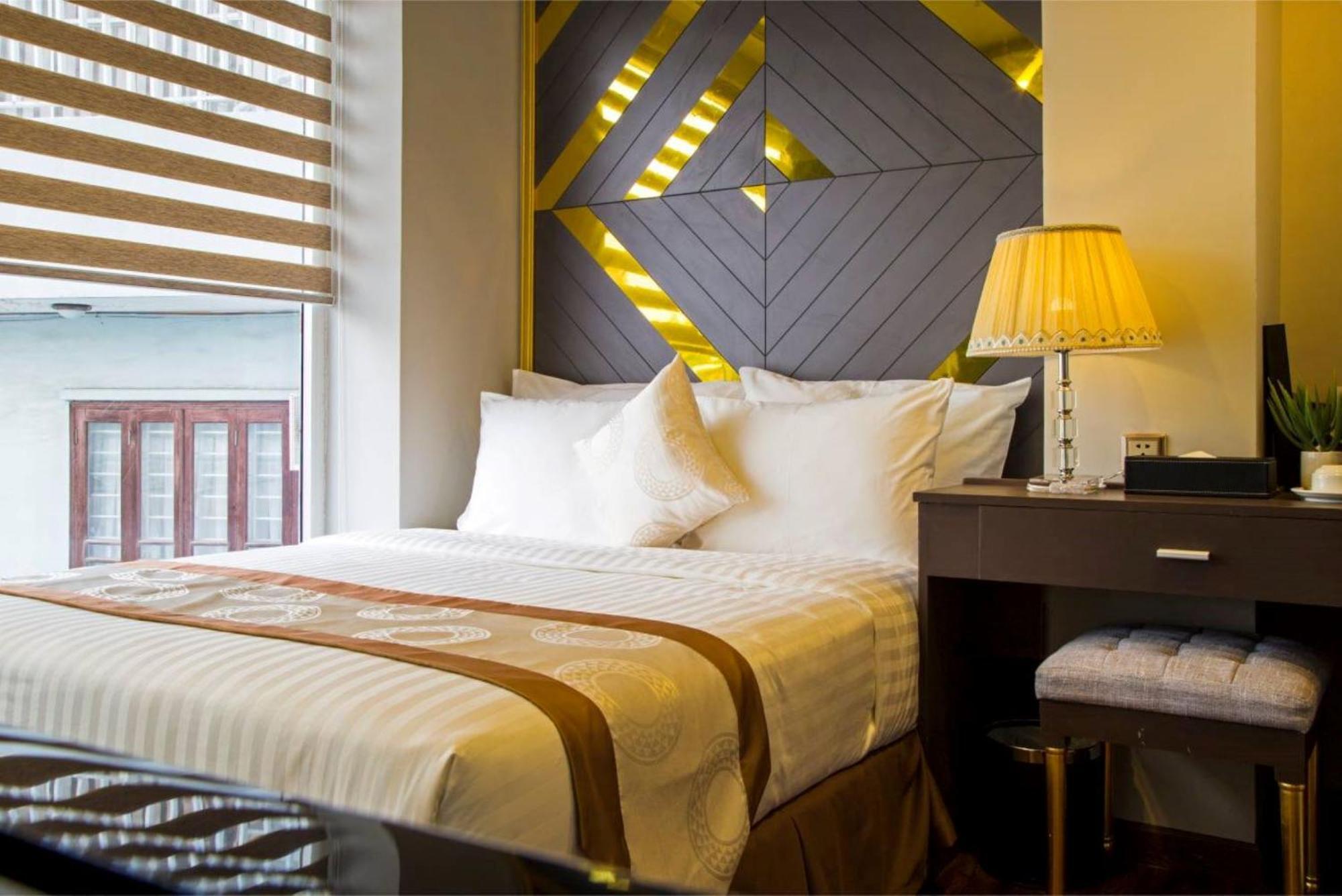 Cicilia City Hotel Saigon Center Хошимин Экстерьер фото